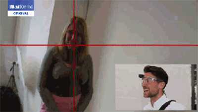 【涨姿势】和姑娘约会,男人最关注什么部位?