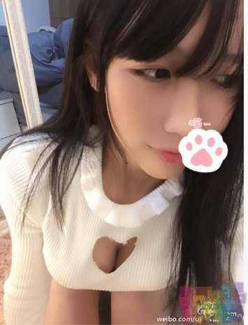 蛋壳姬5888会员流出的露脸大尺度私拍！不看后悔[MP4/50MB] 1