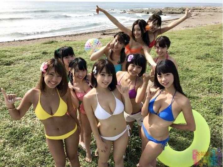 G奶美乳偶像团「晃奶MV」只看10秒哥就晕了 G奶美乳偶像团「晃奶MV」只看10秒哥就晕了